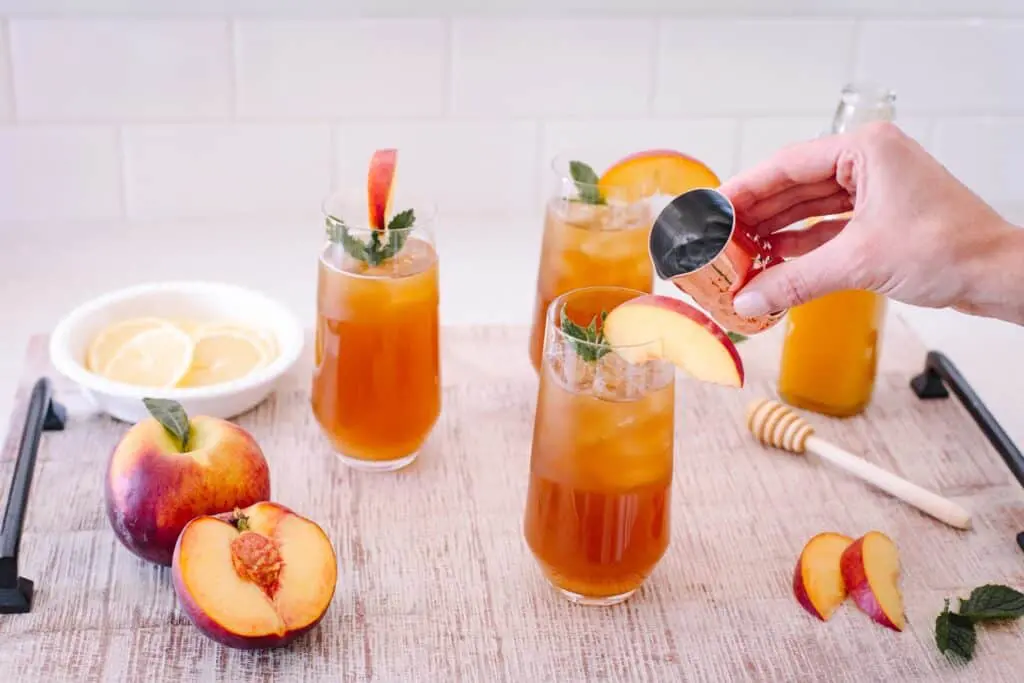 Peach Tea Drinks: A Refreshing and Flavorful Beverage